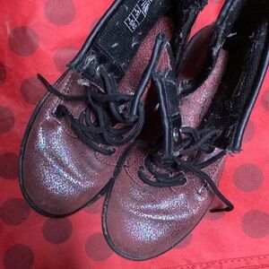 Kids Dr Martens Shimmer Shiny Pink Delaney Boots Size 3
